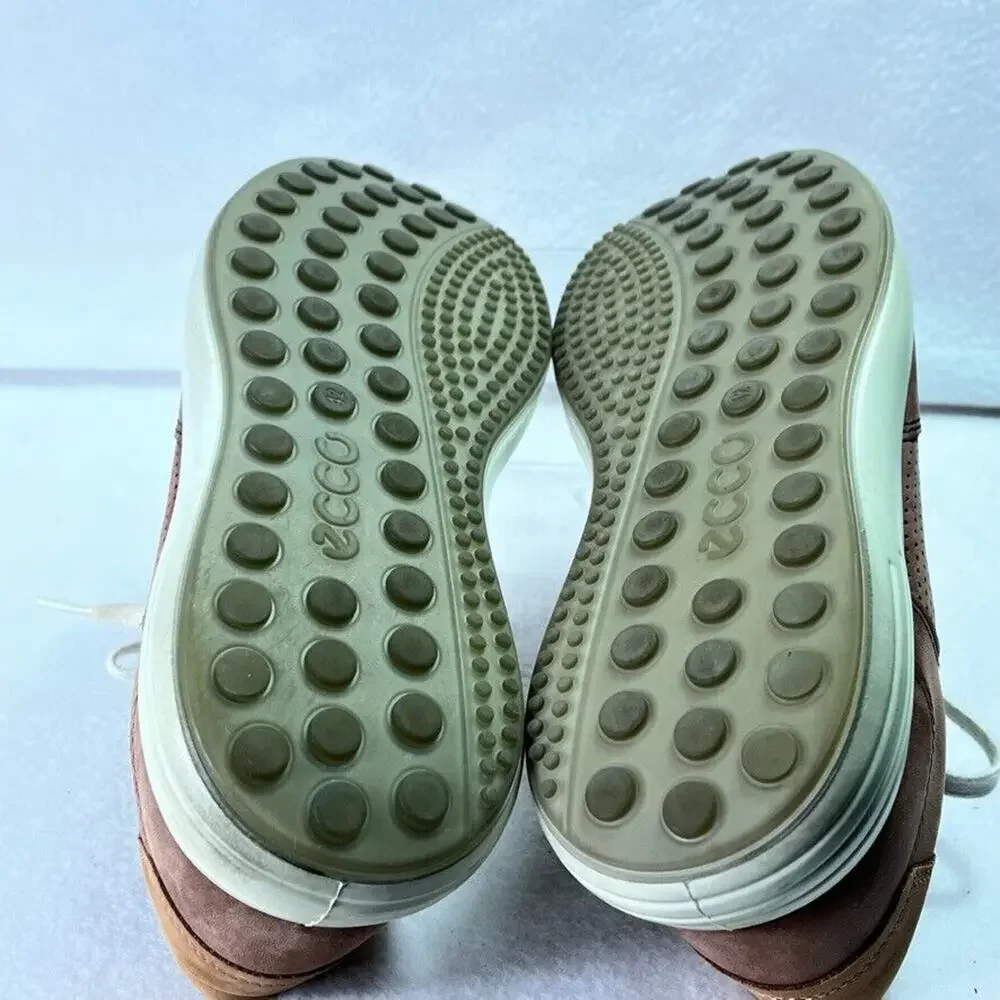 ECCO Sneakers Men's Size 8 Brown Nubuck Leather Breathable Perforated 7 Runner